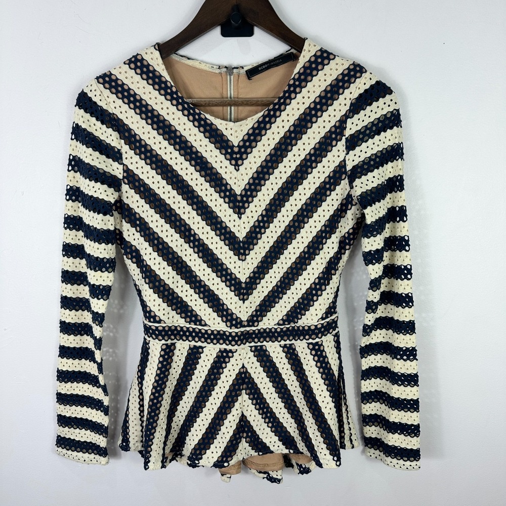 BCBGMAXAZRIA S Cream Navy Chevron Lace Peplum Top Old Money Mod Preppy Chic